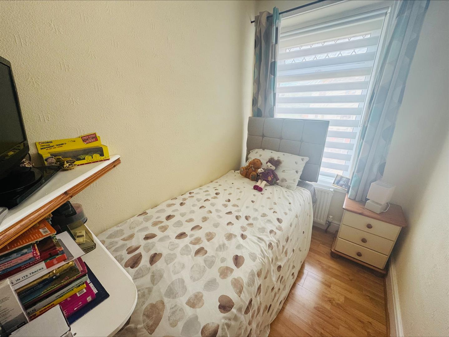 Heol Y Bryn, Upper Tumble, Llanelli